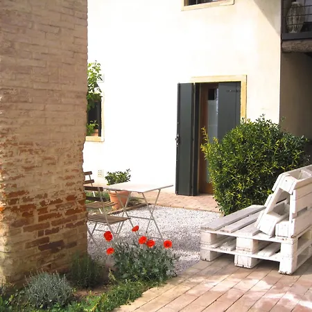 Corte Monticello Apartment *